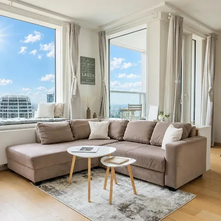 Panoramaview/31thfloor!/luxury/wifi/parking דירה ברטיסלאבה