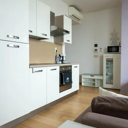 Panoramaview/31thfloor!/luxury/wifi/parking דירה