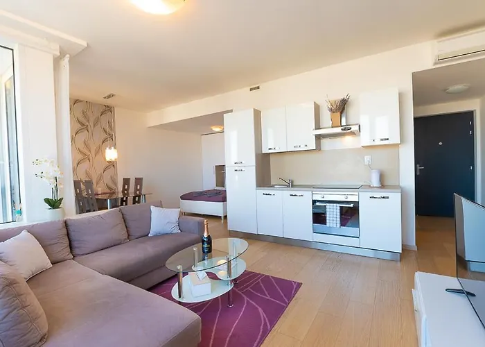 Apartment Panoramaview/31thfloor!/luxury/wifi/parking